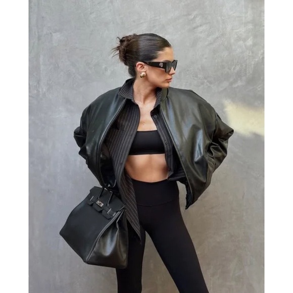 Alo Yoga Pinstripe Daylight Button Down Long Sleeve Black/Titanium M - Picture 11 of 14